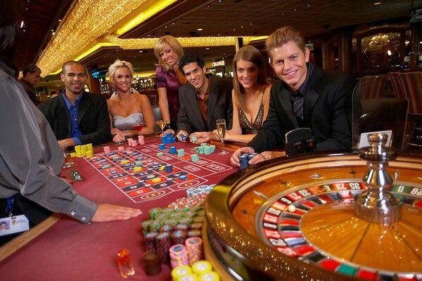 Lucky i8 پاکستان ریئل منی گیمز